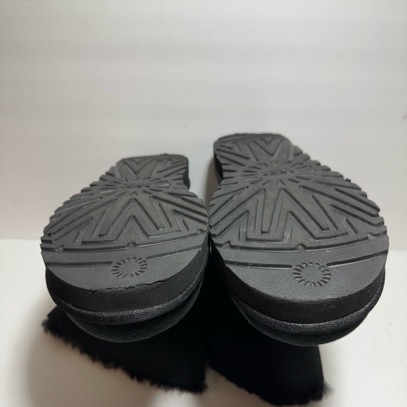 UGG Bailey Bow II Sheepskin Black Suede Winter Boots Women’s Size 10 - Picture 11 of 16